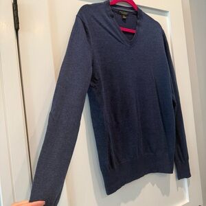 Banana Republic Men’s Dark Navy V-Neck Sweater